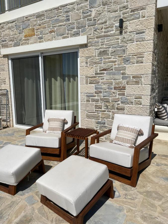 Villa Pnoe Seaside Kalamaki  Exterior foto